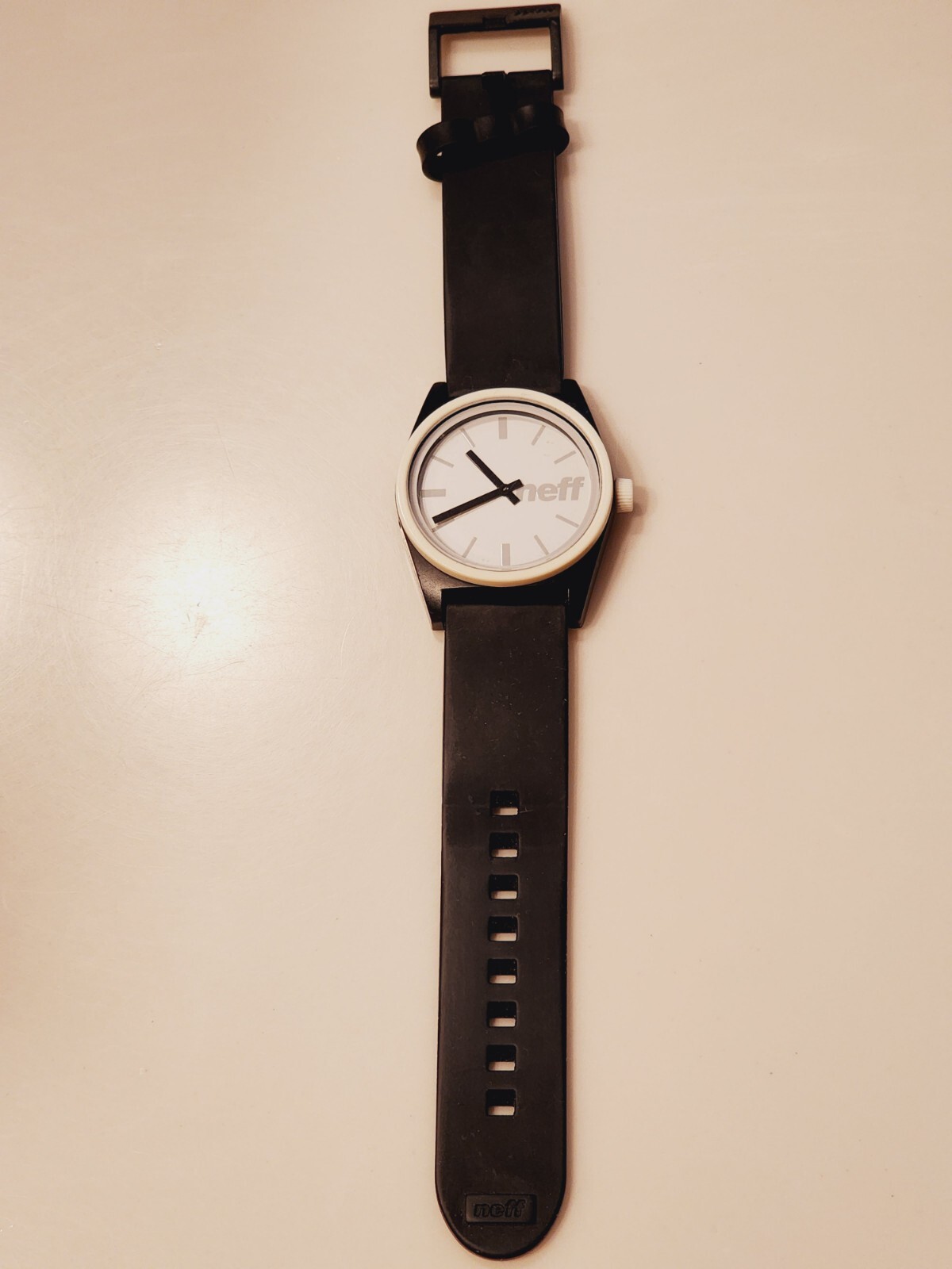 2 Neff Watches. DAILY ( Black/White ) & DIGI ( Multicolor ) BOTH RUNNING