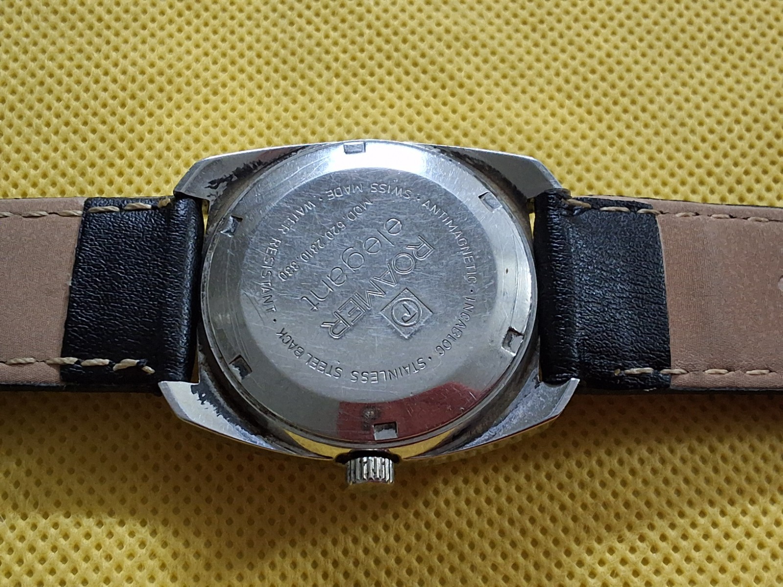 Vintage Roamer Infibio Elegant 17 Jewels Wrist Watch 36mm including crown