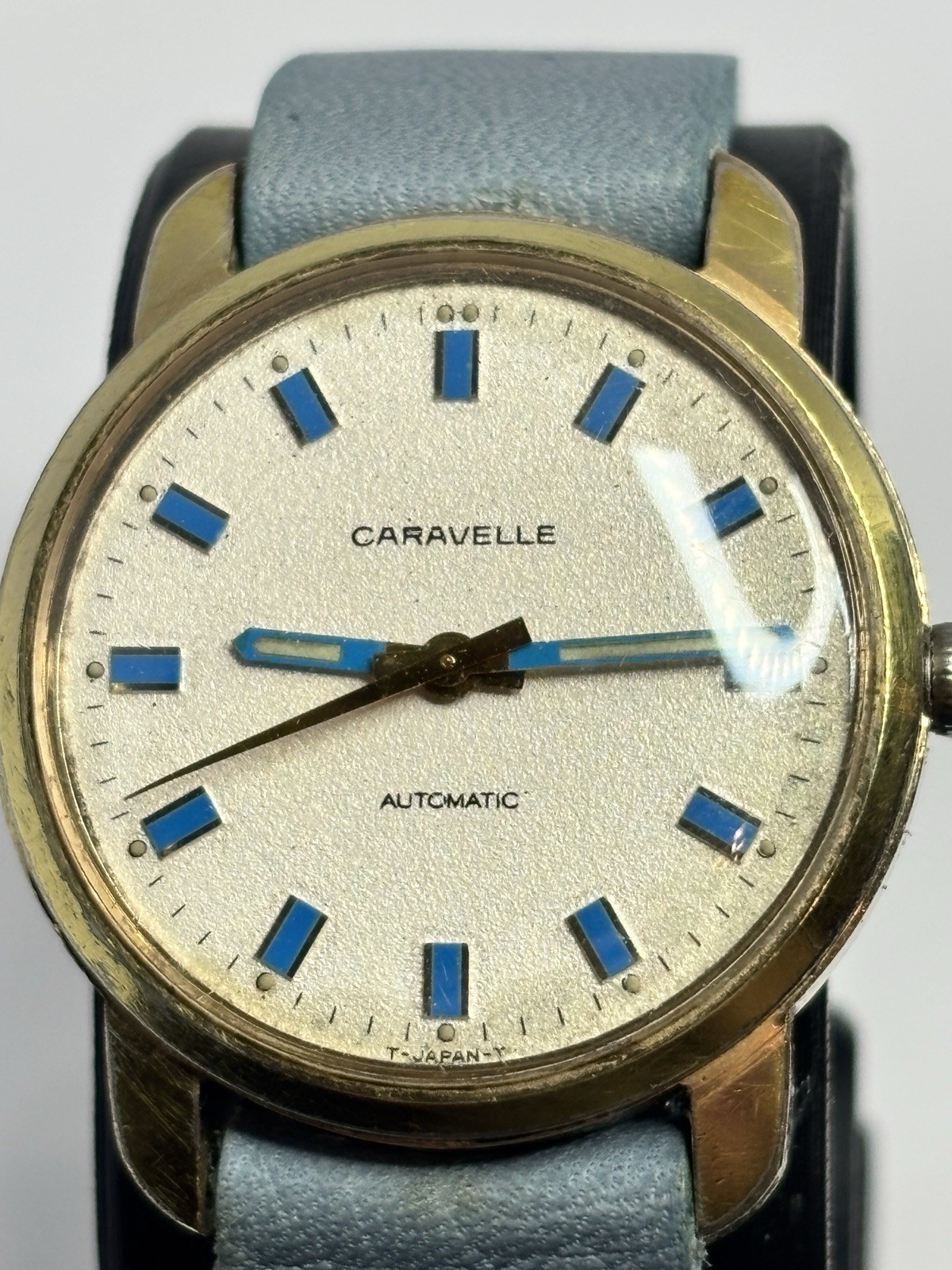 Vintage 1972 Caravelle Bulova Automatic Watch Blue Markers RUNS PERFECT NewBand