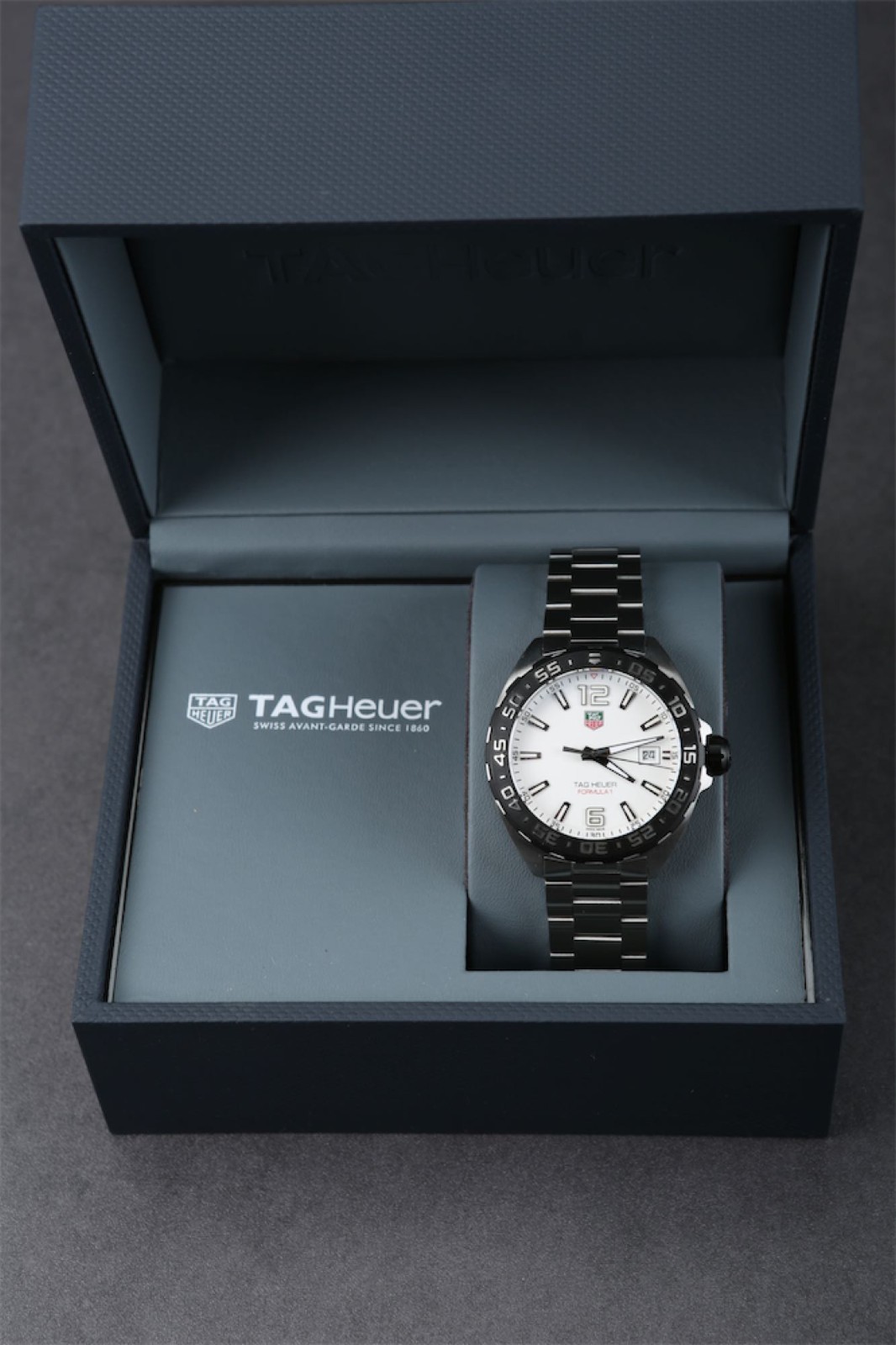 Authentic Full Set Unworn 41mm Tag Heuer Formula 1 WAZ1111.BA0875 men’s watch