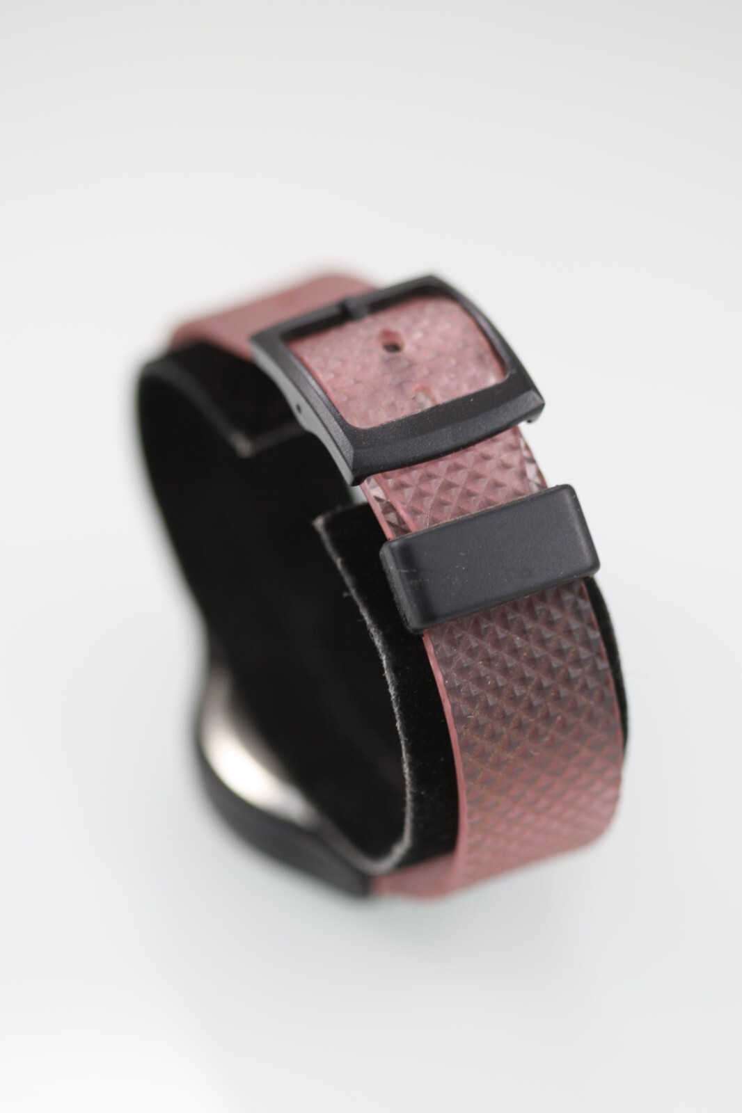 VP Art Watch Unisex Black Pink Plastic Battery Water Resistant Multicolor Quartz