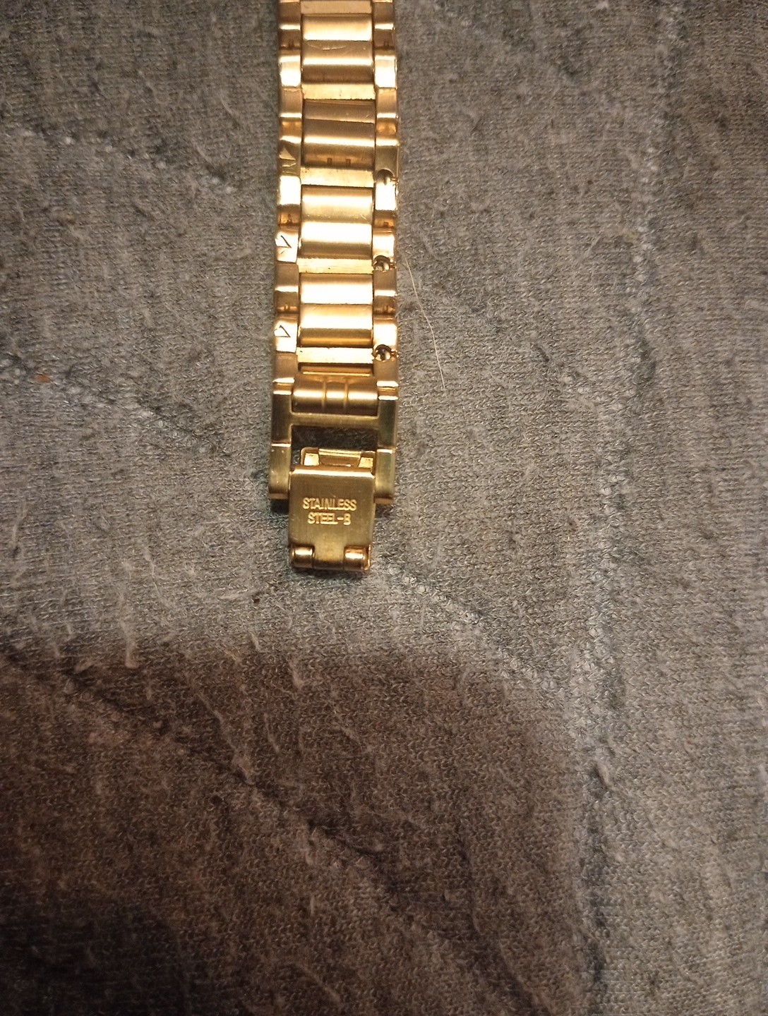 Ladies Seiko Watch 5 Bar V701-2J10