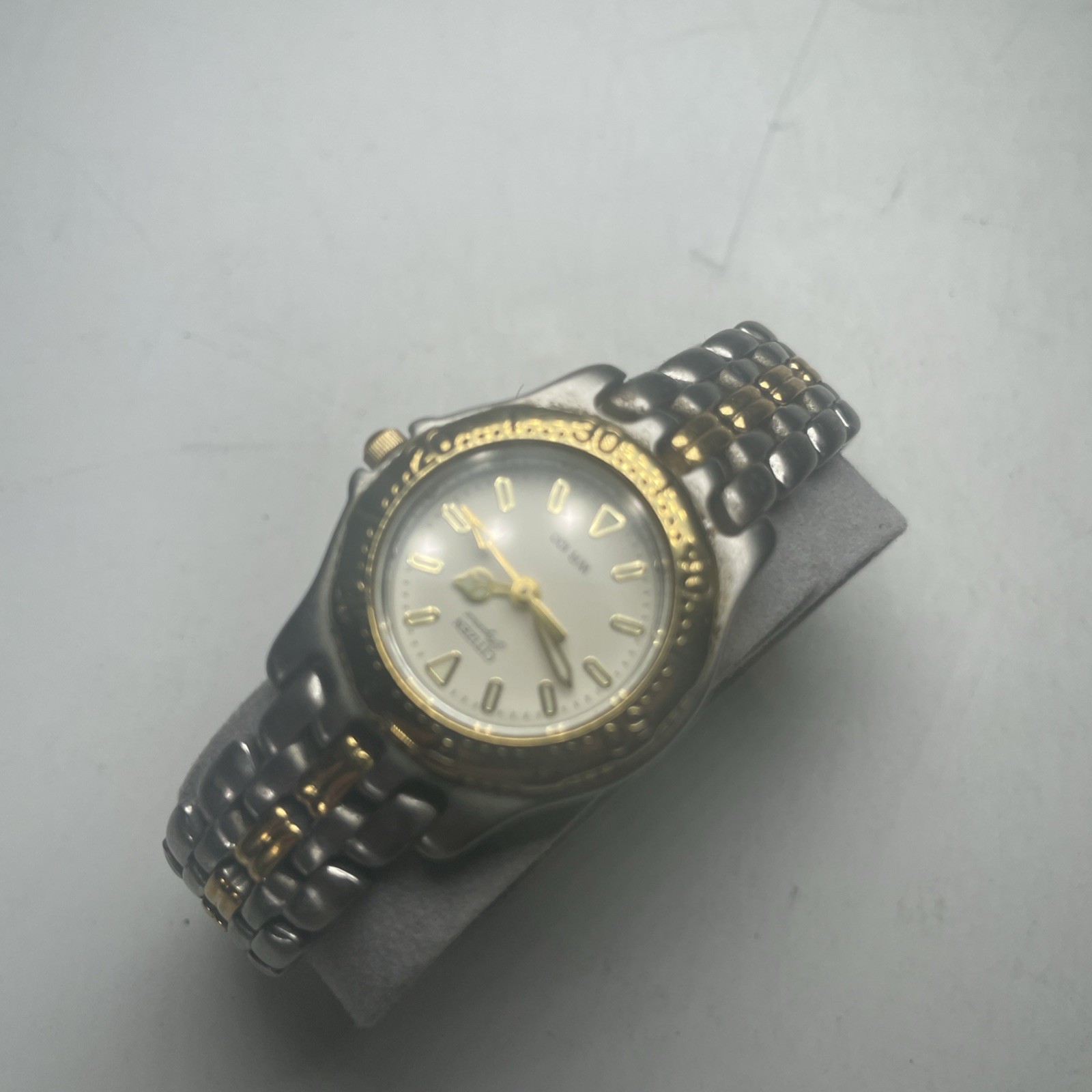 Citizen Elegance Quartz WR100 Two Tone Case And Band Rotating Bezel White Dial