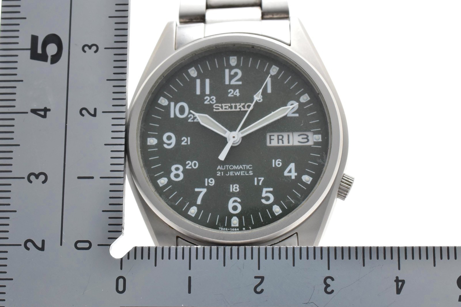 Vintage Seiko 5 7S26-3060 Green Military Dial Automatic Men’s Watch JAPAN