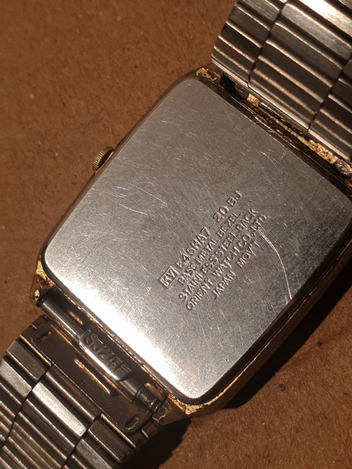1980’S SADDAM HUSSIEN PRESIDENT WATCH SPECIAL MEMORIAL RARE Orient