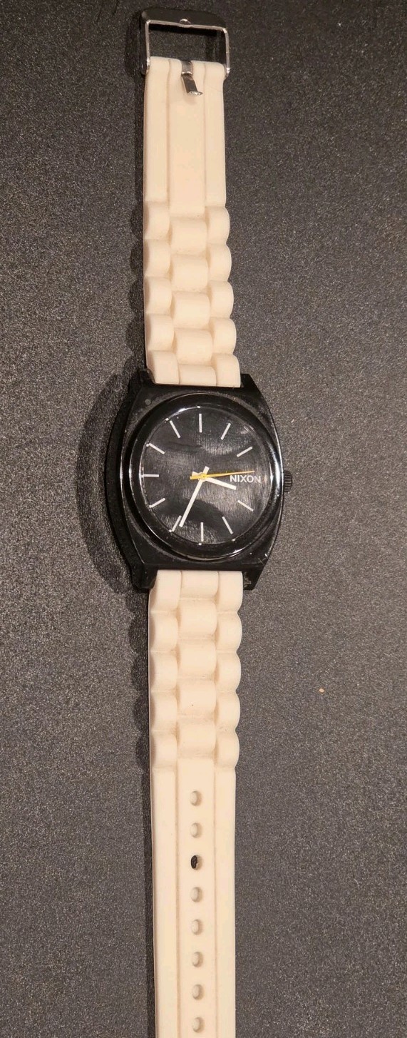 Nixon The Time Teller Quartz Watch Men 100m Black Polycarbonate New Battery C77