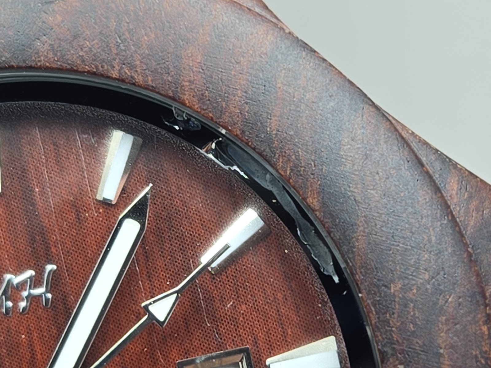 Makani Hawaii Mens 49mm Dark Brown Wood Date Quartz Watch Japan Movt New Battery