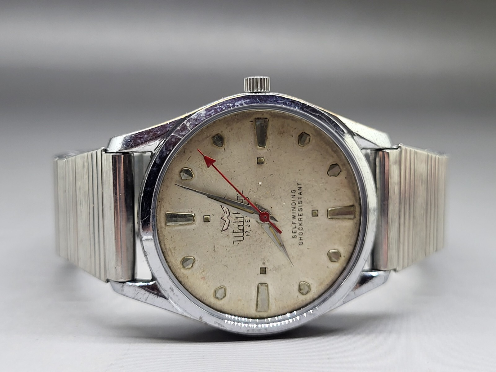 Vintage Waltham Chrome & Stainless-Steel Self-Winding Man’s Wristwatch Runs