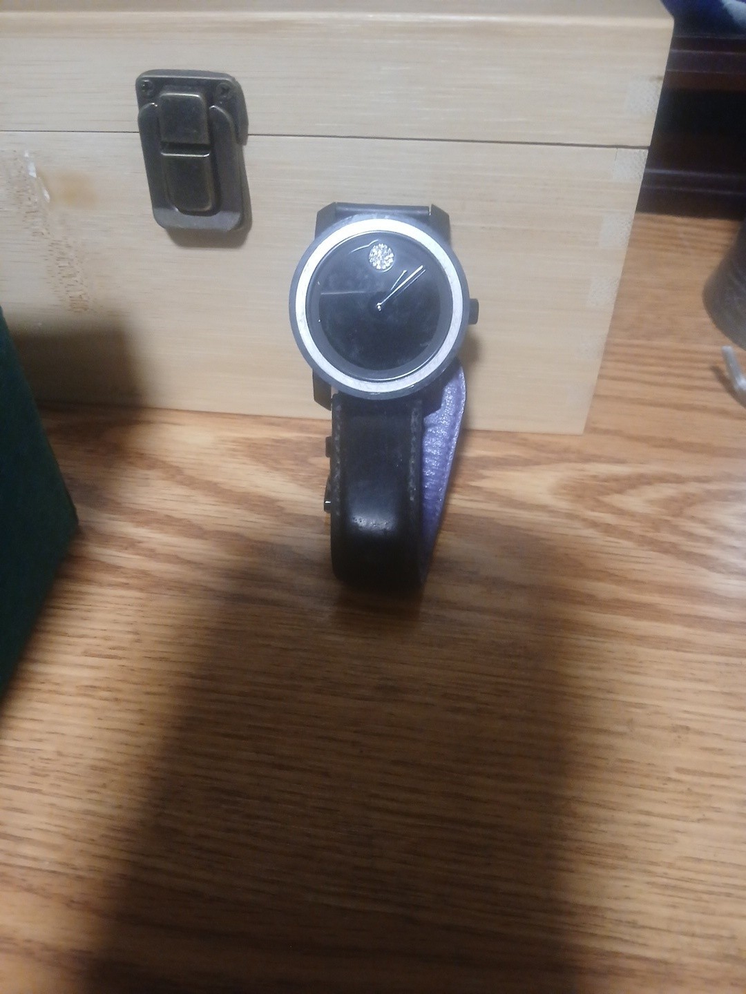 Movado BOLD TR90 42mm Case Stainless Steel Black, Leather Band)