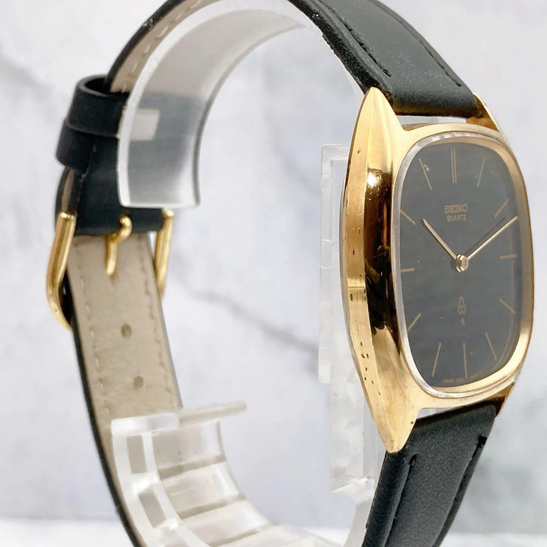 SEIKO Chariot 7820-5000 Gold Plated Square Gold Dial Quartz Watch
