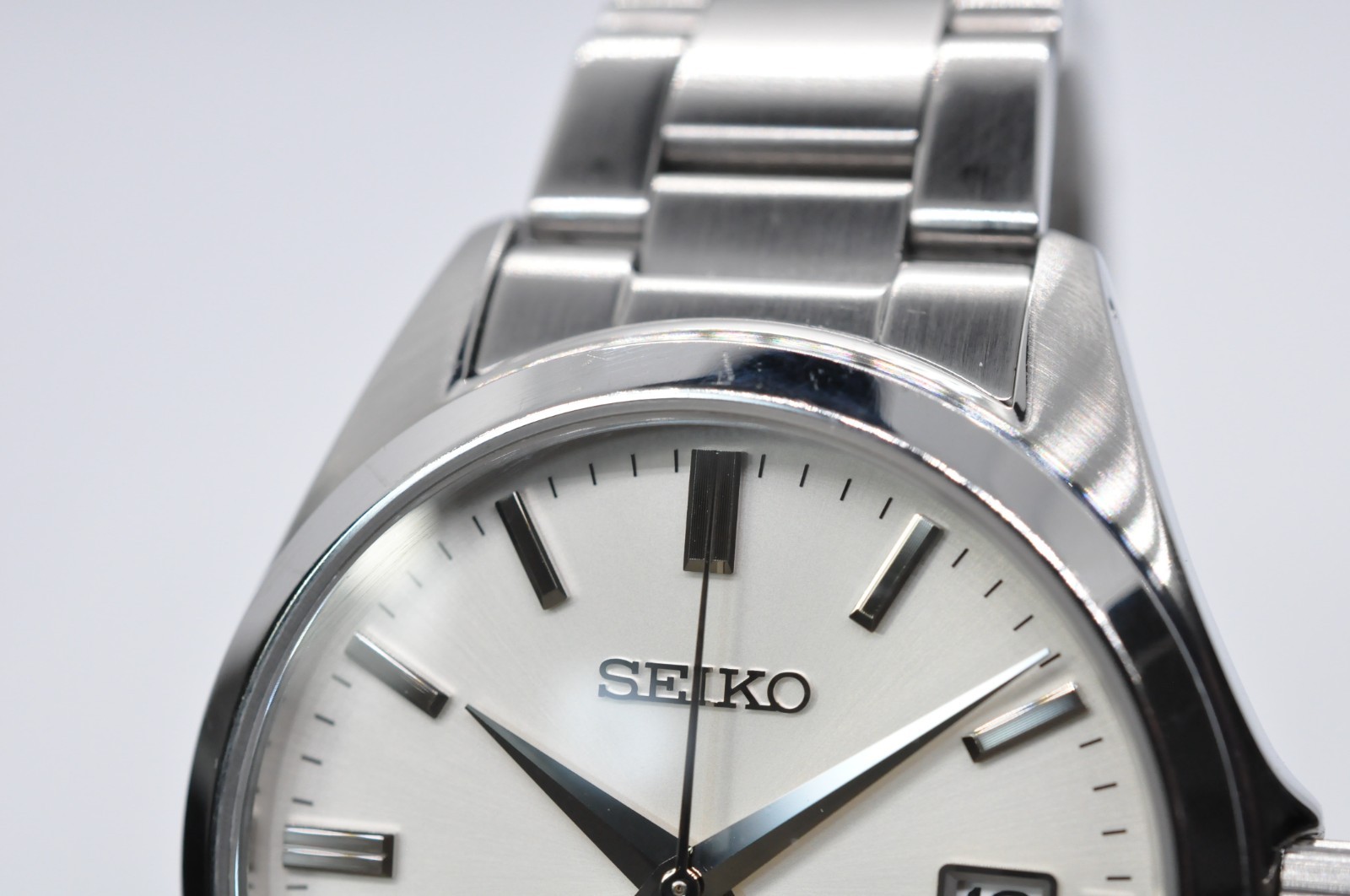 SEIKO 4R35-03X0 SZSB011 Automatic stainless 38mm White Dial Men’s Watch in Box