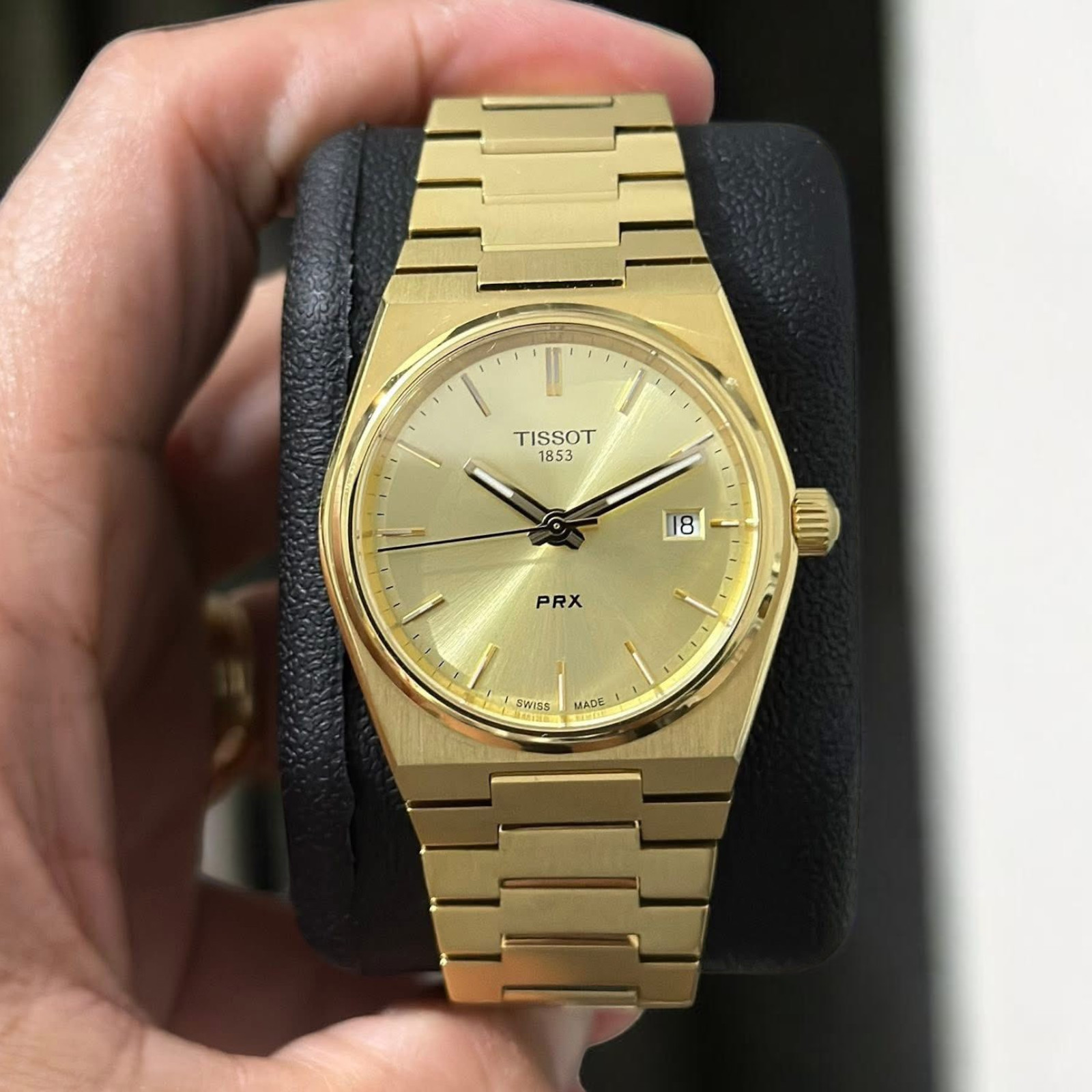 New Tissot PRX T137.210.33.021.00 Quartz Stainless Steel Gold Quartz Watch 35mm