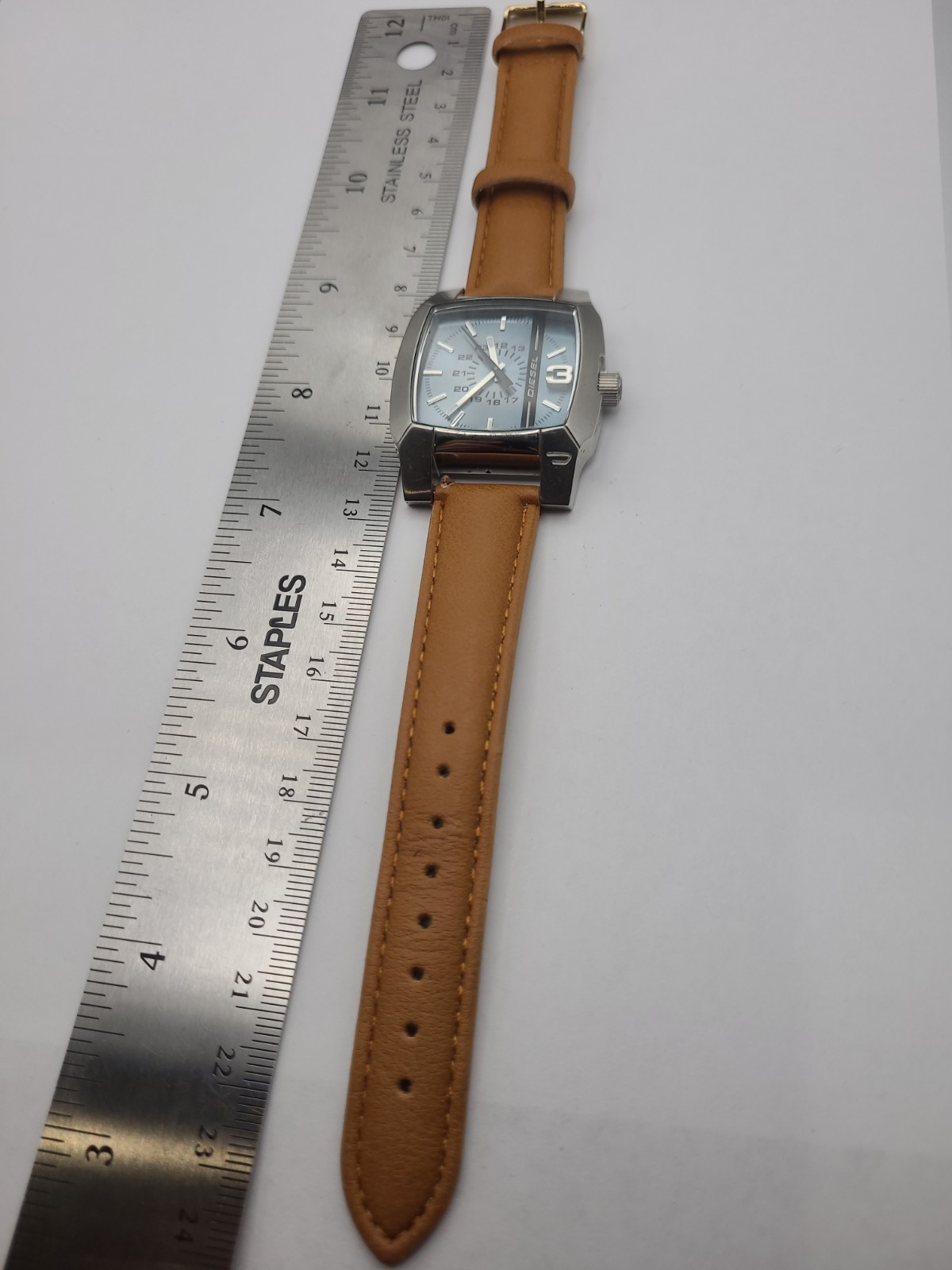 Diesel DZ-1123 Wristwatch Quartz Light Blue Dial Brown Dial New Battery Working