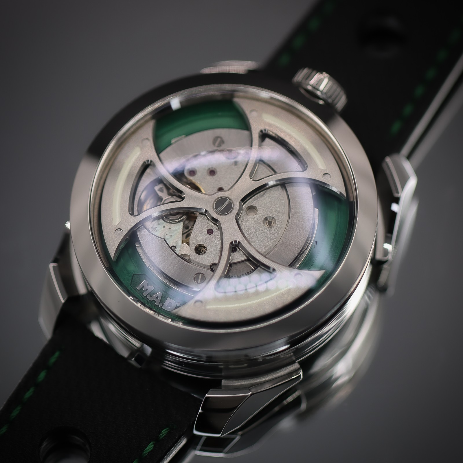 M.A.D. EDITIONS M.A.D.1 “Green” LE | Stainless Steel | Ref. M.A.D.1 Green | FS