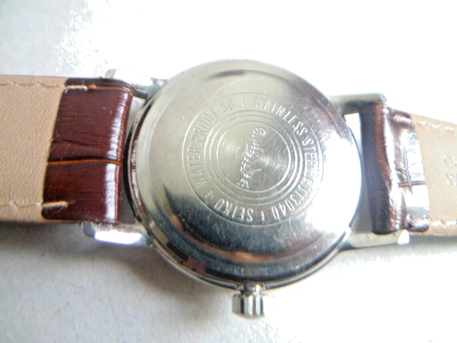 Great Condition ! SEIKO CHAMPION DIASHOCK 19-JEWELS Vintage Watch