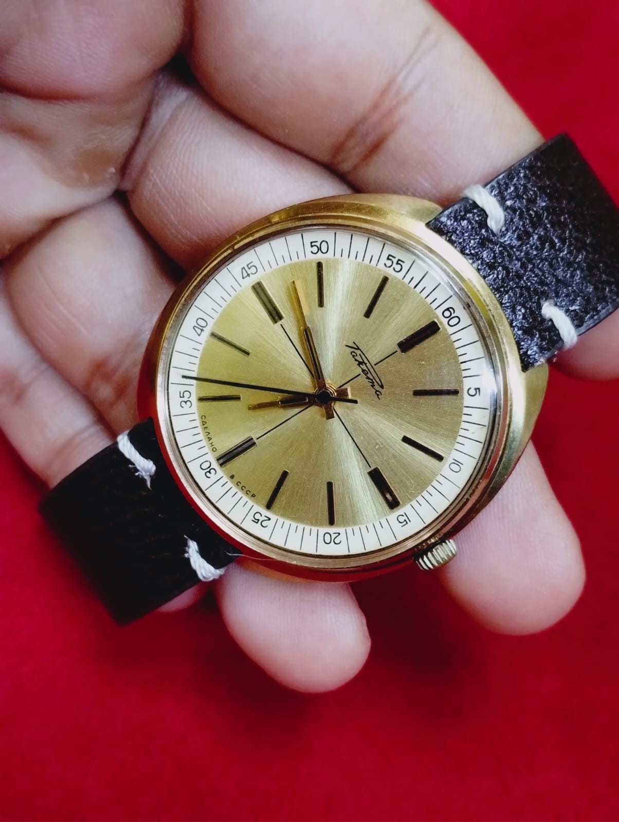 Vintage Raketa Mechanical Gold Plated USSR Mens original working wrist watch 050