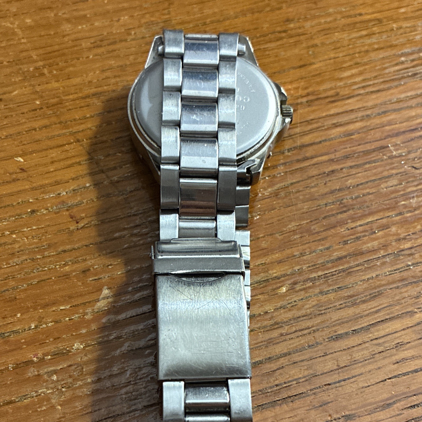 St. Louis Cardinals 2006 WS Champs Analog quartz Watch. Has new battery.