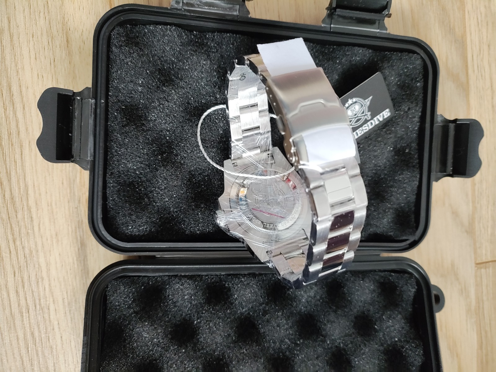 ADDIESDIVE Stainless Steel Watch Men’s Luxury Quartz Wristwatch