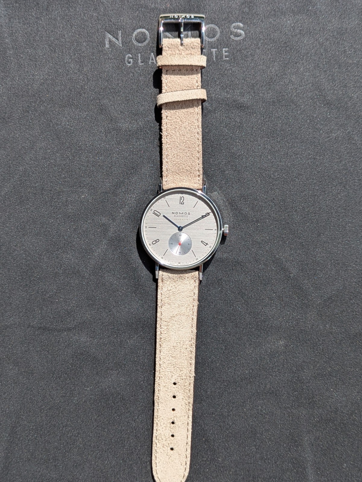 NOMOS Glashütte Tangente Neomatik 39 Silvercut Ref 141 | New | 2026 | Full Set