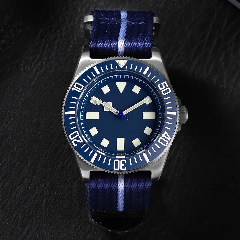 200M Diver 42mm Titanium Miyota 8215 Mechanical Watch Men Sapphire Lume Reloj