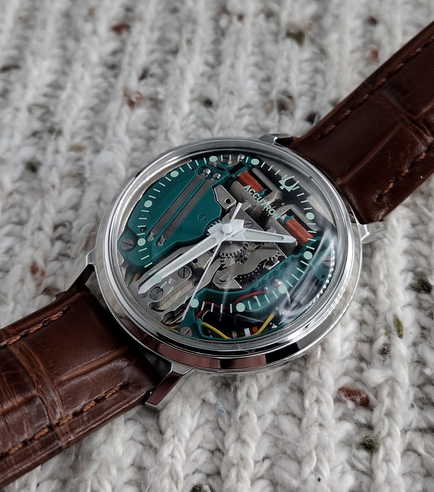 Bulova ACCUTRON 214 35mm SPACEVIEW M6 1966 Restored 10kt Gold Filled Excellent