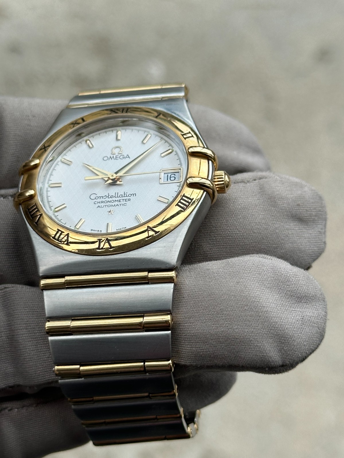 Omega Constellation Automatic Caliber 1120 Steel & Gold 35.5mm Ref. 1202.30.00