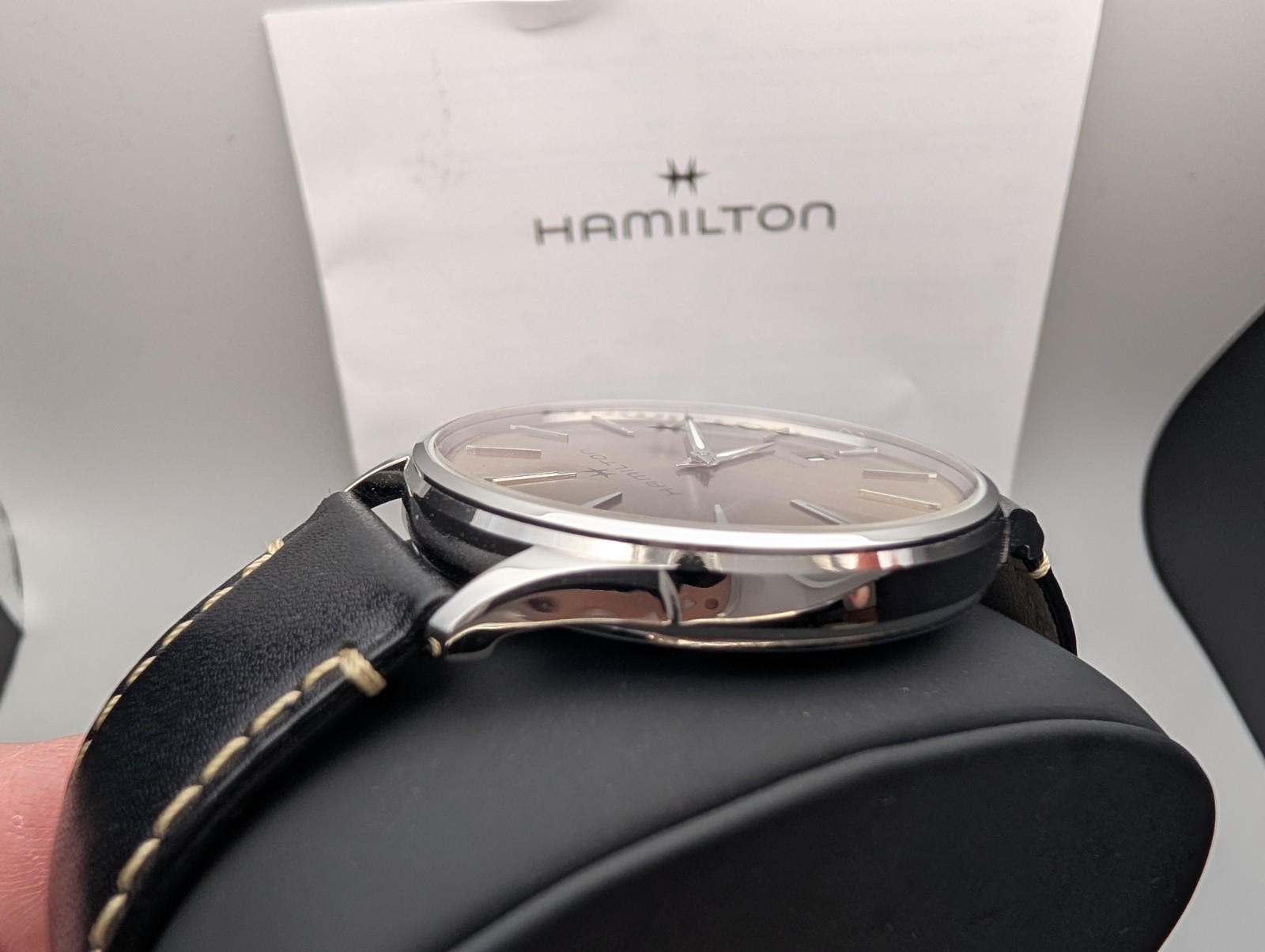 Hamilton Jazzmaster Beige Swiss Automatic Watch w/ Black Leather Strap – H385250