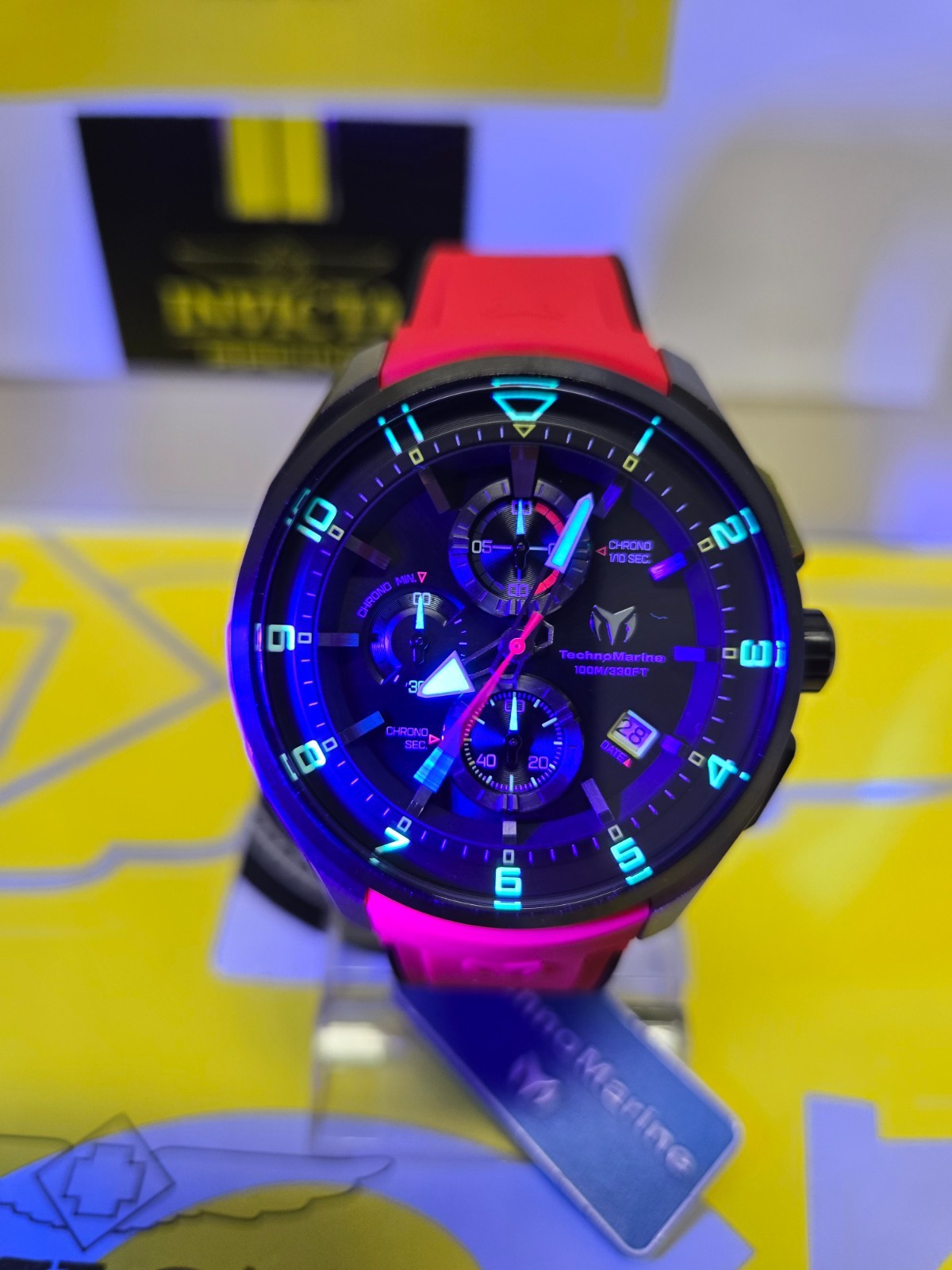 TechnoMarine Ocean Quantum Sport Men’s Watch 44mm Chrono Red & Black NEW!