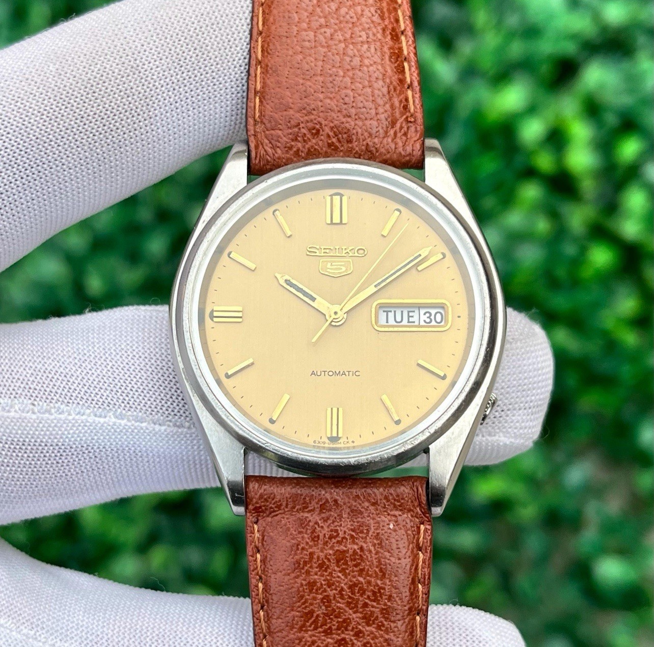 Vintage Seiko 5 Automatic Golden Dress Formal Japan Made Men’s Watch Cal. 6309