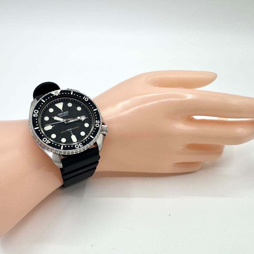 1982 Model Running New Battery SEIKO Black Boy 7548 7000