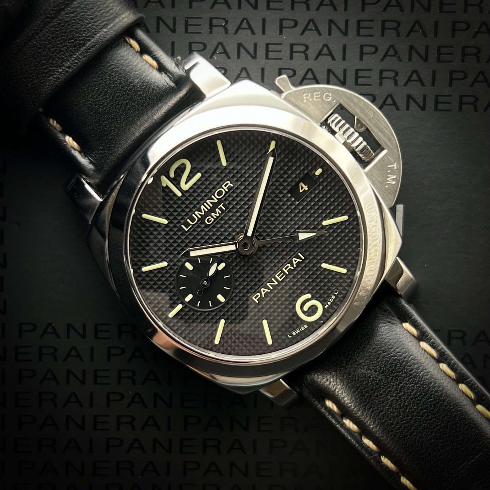 Panerai Luminor 1950 3 Days GMT 42MM Hobnail Dial Extra Strap PAM00535 Box Paper