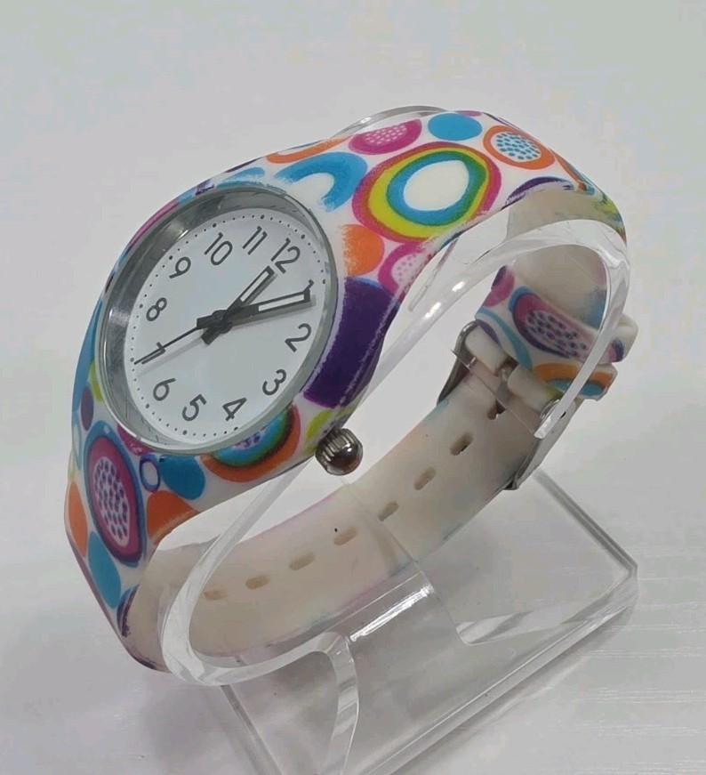 Ladies Casual Elegant Round White Dial Multicolor Poly Band Watch New Battery