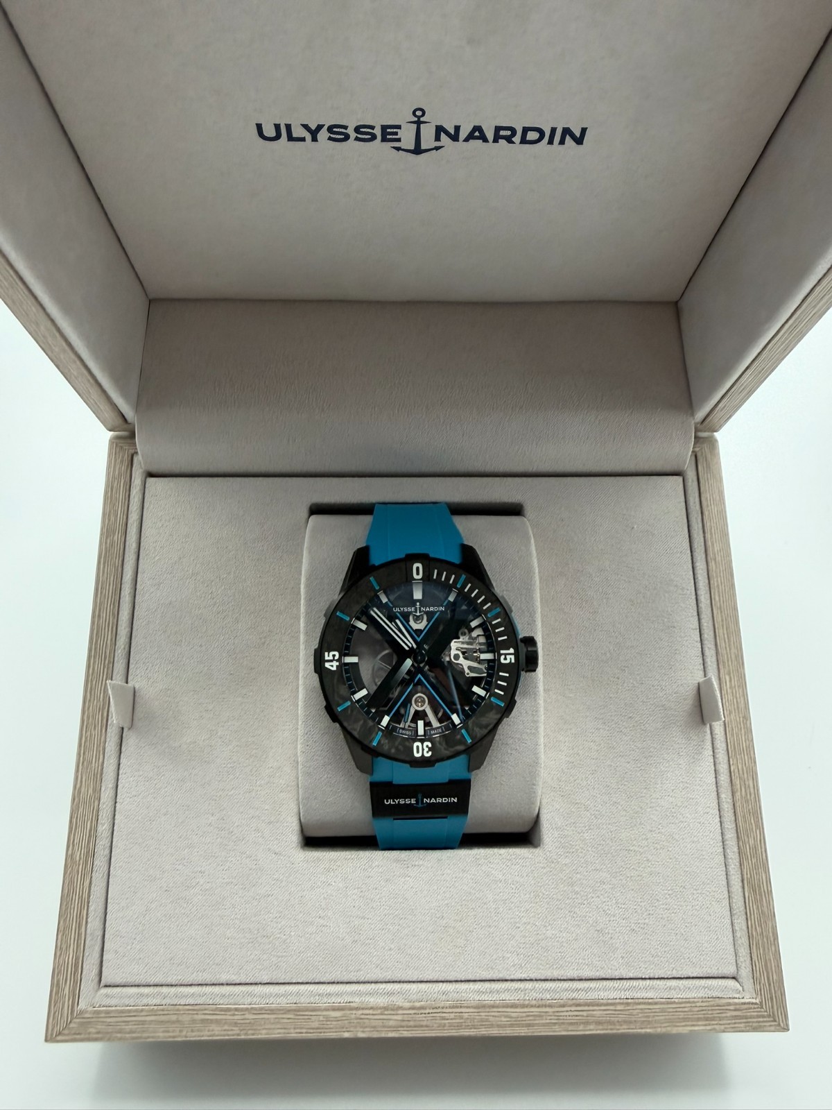 Ulysse Nardin Diver X Skeleton Azure 3723-170-2B/3A