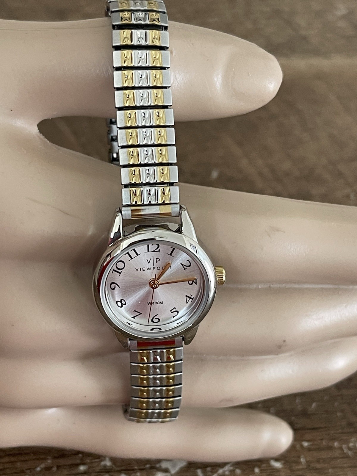Viewpoint women’s watch gold silver tone quartz analog 10mm stretch band running