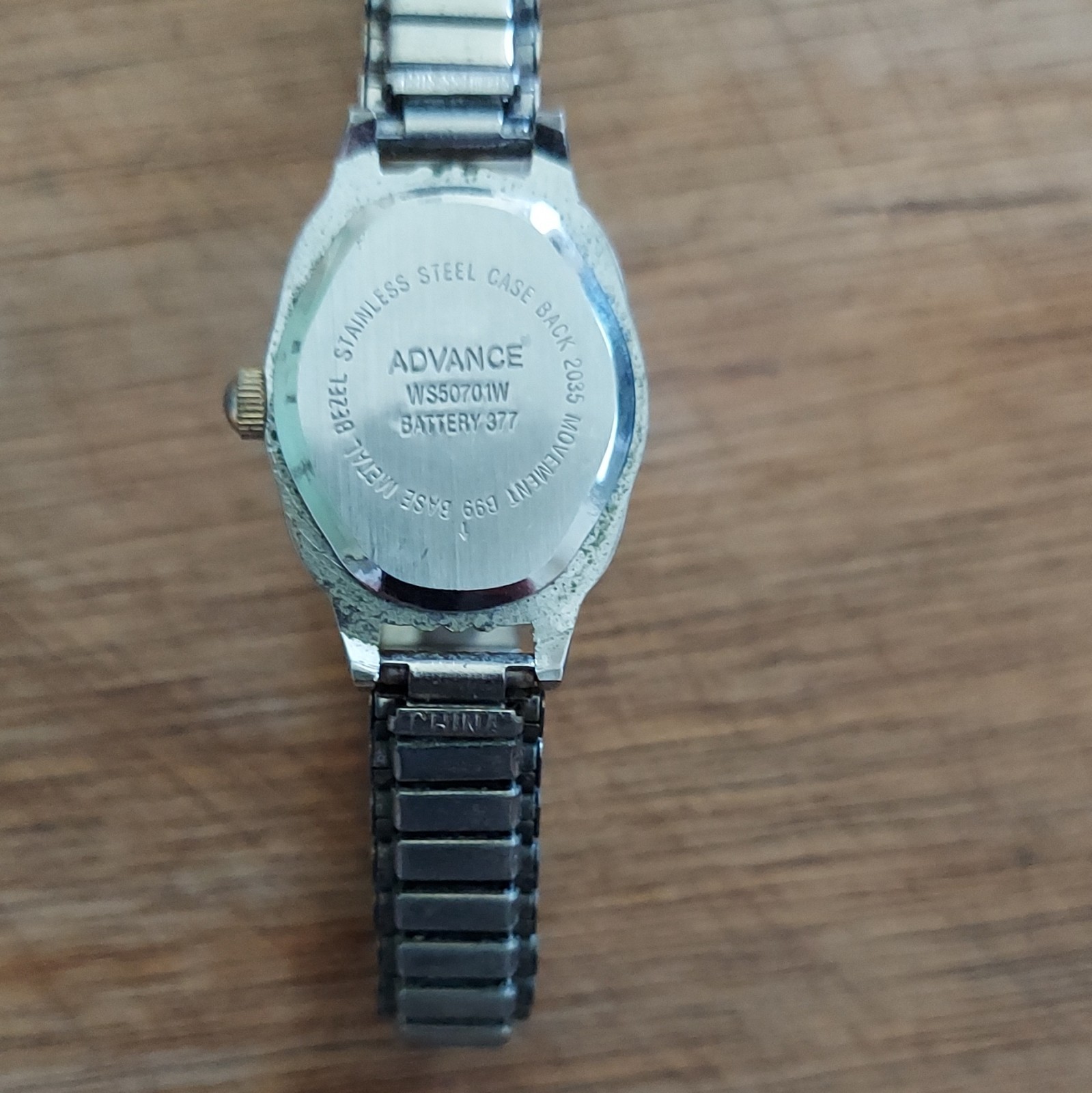 Advance WS50701W Quartz Analog Silver Bracelet White Dial 20mm Dress Watch