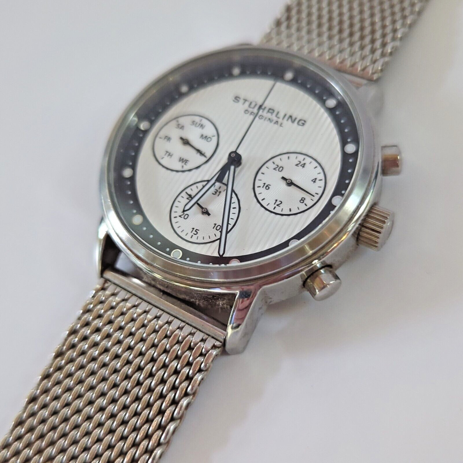 STUHRLING Obscure Pro 514M.01 Quartz 42mm Diver Sport Dress Formal Luxury Watch