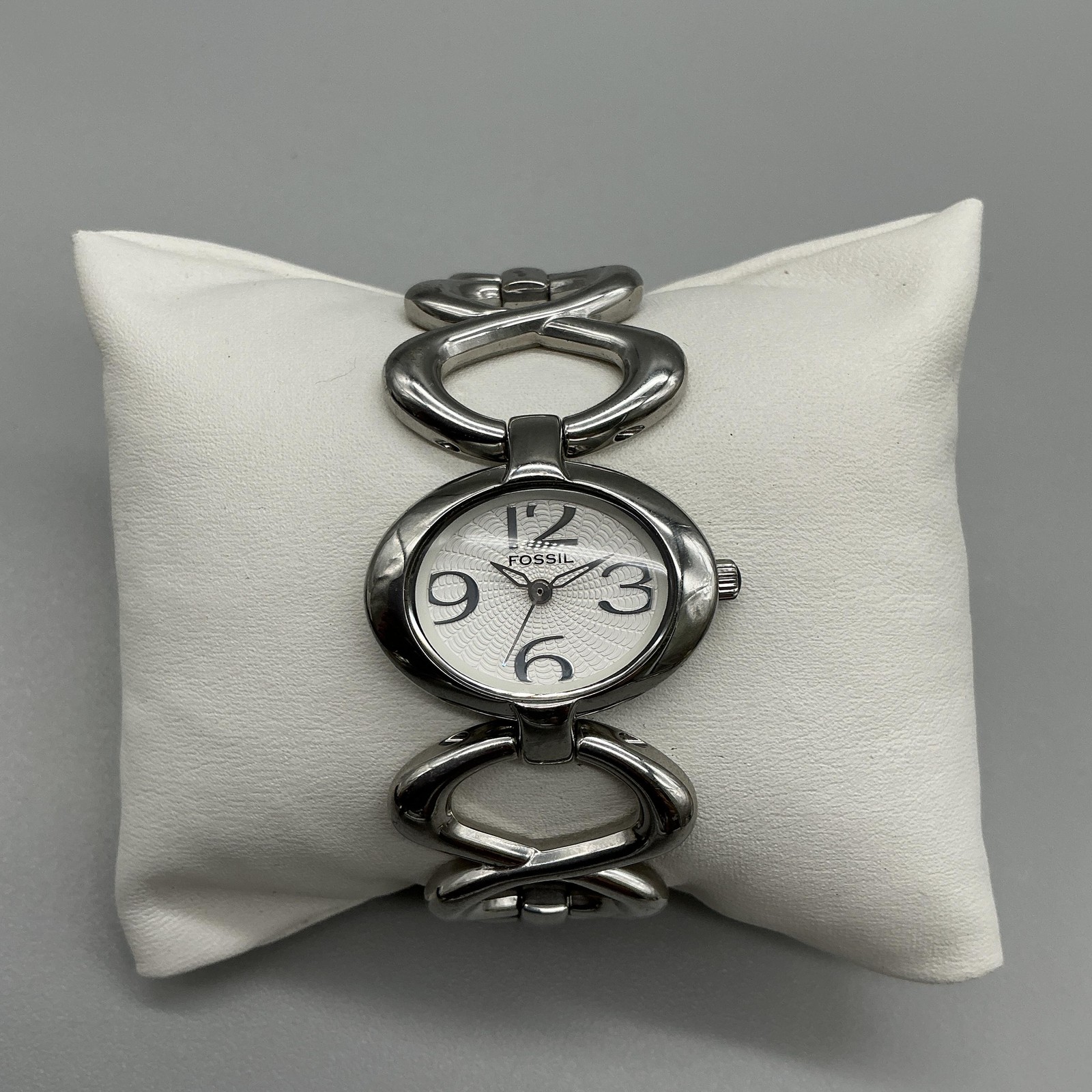 Fossil F2 Womens Watch 29mm White Dial Stainless Band ES-1971 New Battery 6.75″
