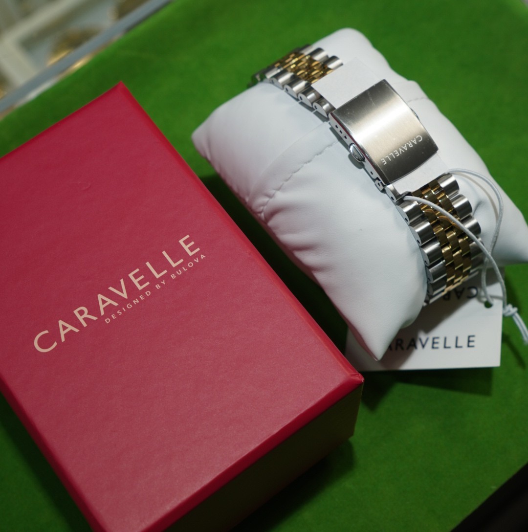 CARAVELLE By BULOVA classic white dial two tone – gold/silver – quartz watch