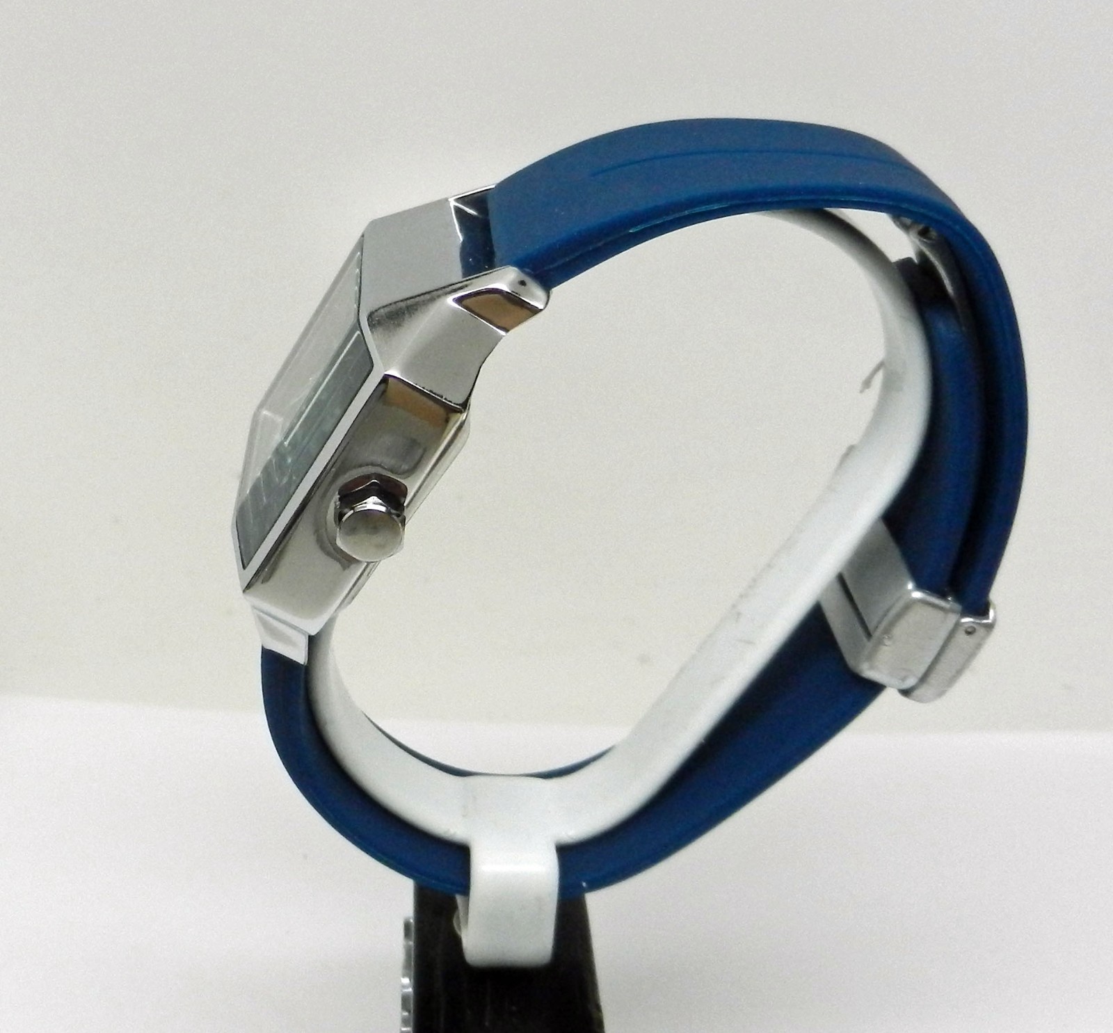 Men’s Remaster02 40mm Rectangular Blue Dial Brushed Finish Faceted Crystal Watch