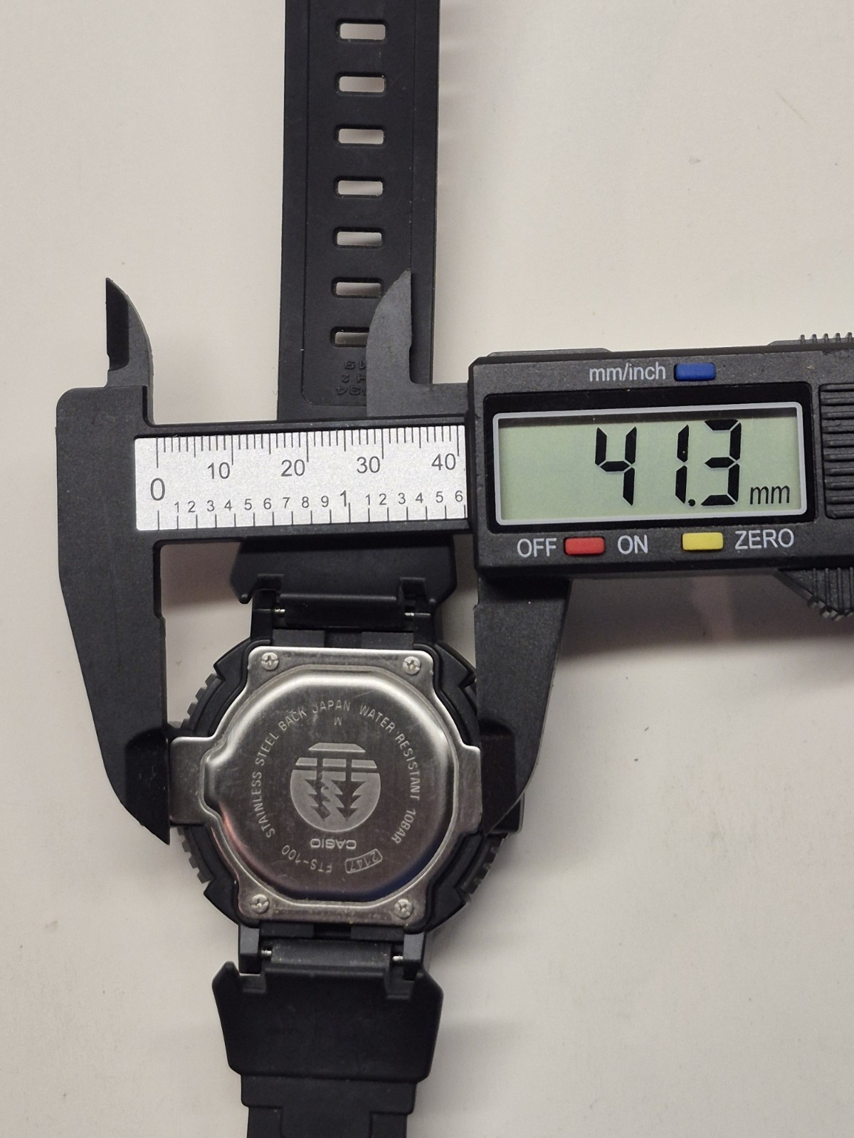 Mens Casio 2147 FTS-100 Forester Twin Sensor (Barometer, Altitude) Digital Watch