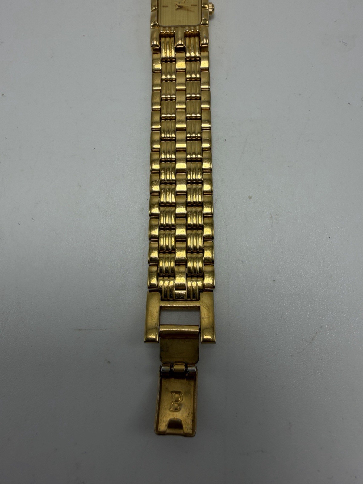 Bulova 97P13 New Battery Vintage Ladies Watch 14MM 6″ T9 1999 Gold Tone Tank