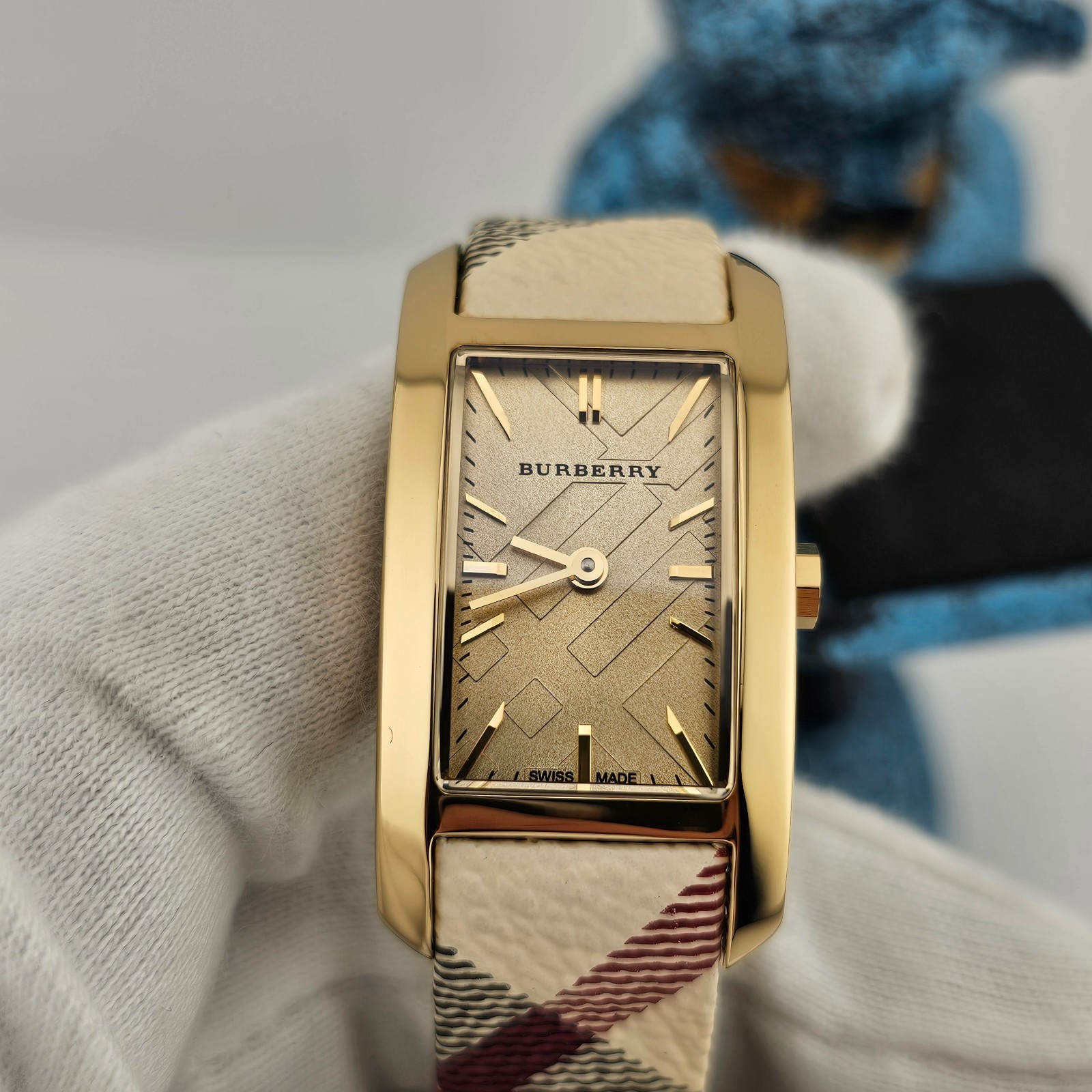 NEW BURBERRY WOMENS BU9509 WATCH MULTICOLOUR FABRIC & LEATHER STRAP & GOLD DIAL