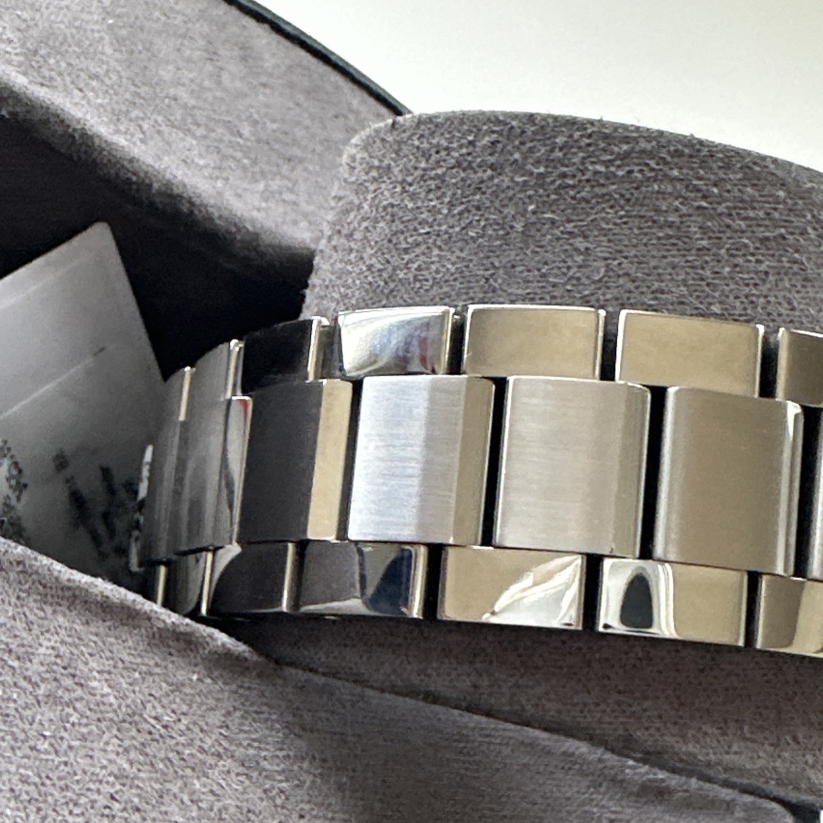 Bulova Wilton Men’s Quartz Silver-Tone Blue Dial Watch 41MM 96B386