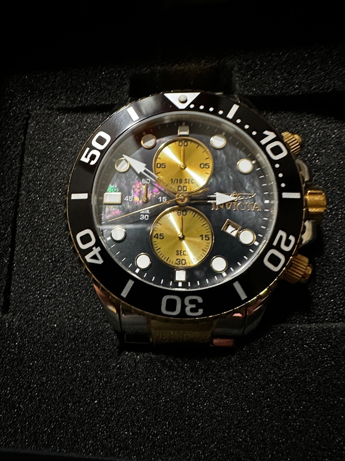 Invicta Pro Diver Men’s Watch w/ Mother of Pearl Dial 53mm iSize Stainless Band