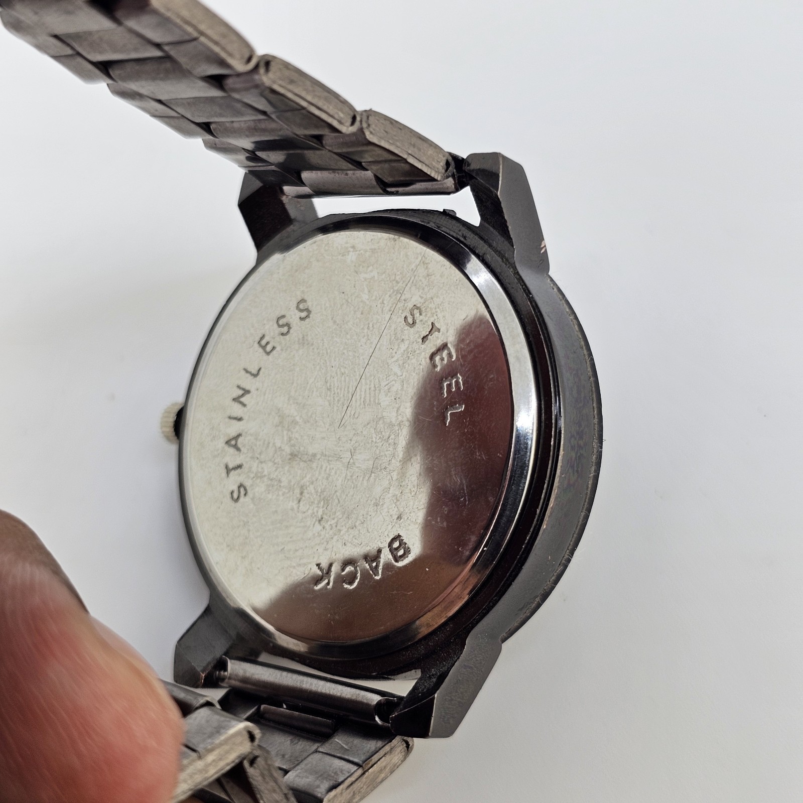 Geometric Design Unisex Watch 40MM Black Dial Bracelet Band 7.5″ New Battery