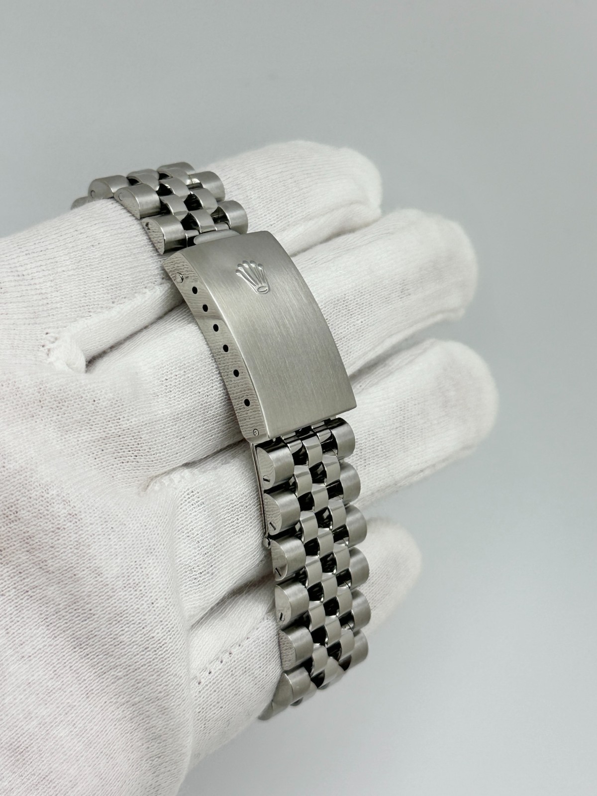2005 Rolex Datejust 16234 Black Rail Dial 18k Gold Stainless Steel Box Paper