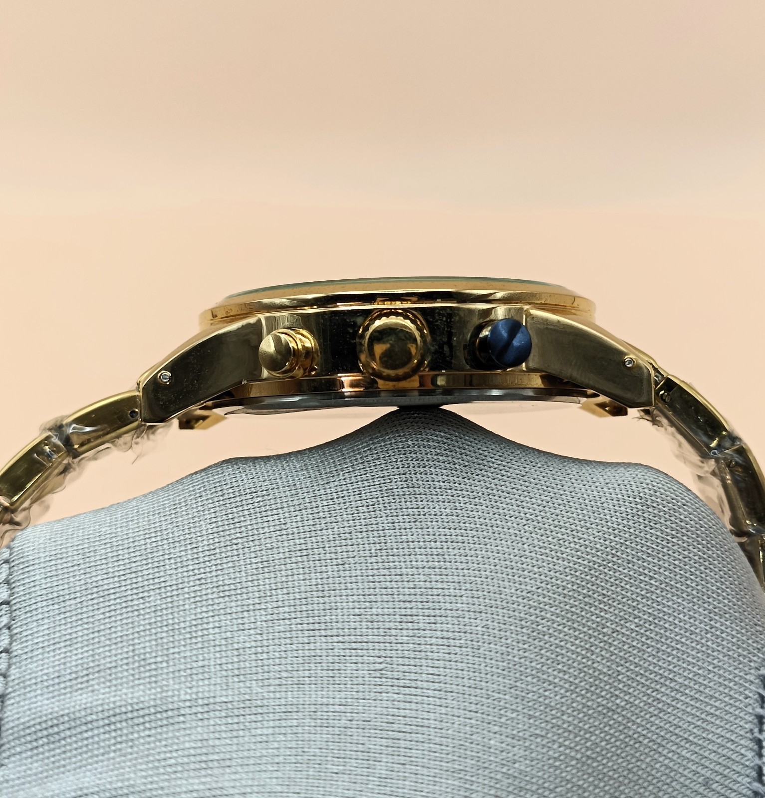 #Refurbished Police Chronograph Gold Plated White Dial Analog Men’s Wrist Watch