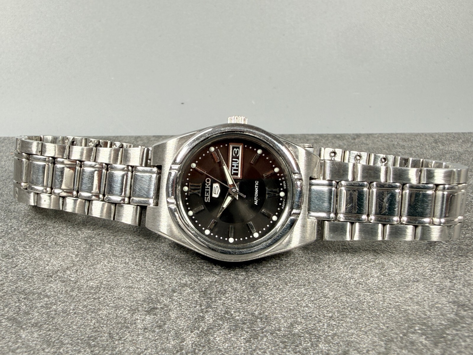Seiko 5 4207-00K0 Automatic 23mm Black Dial Ladies Watch Day Date Japan