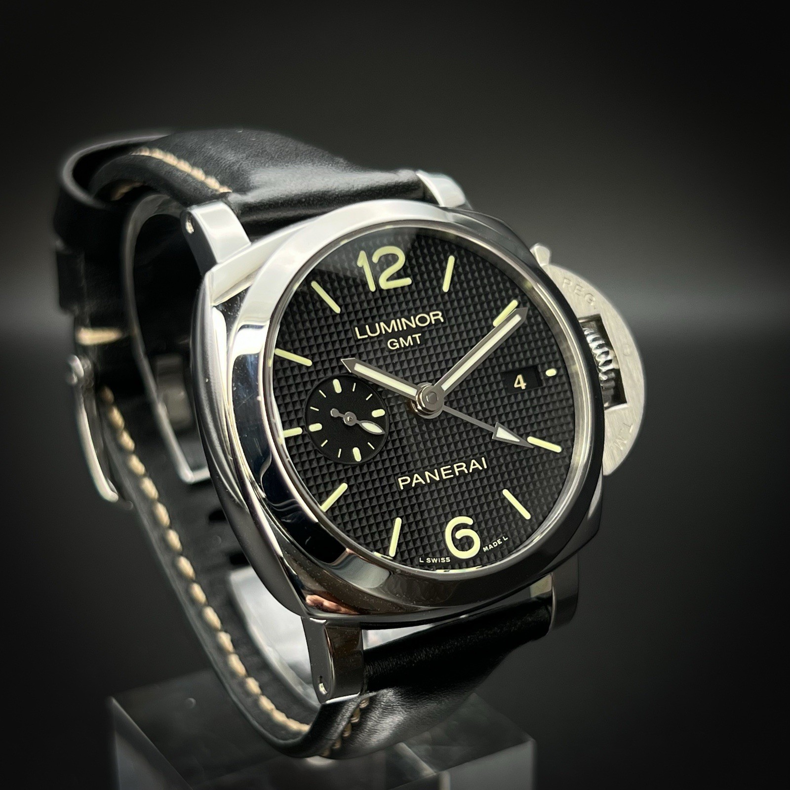 Panerai Luminor 1950 3 Days GMT 42MM Hobnail Dial Extra Strap PAM00535 Box Paper