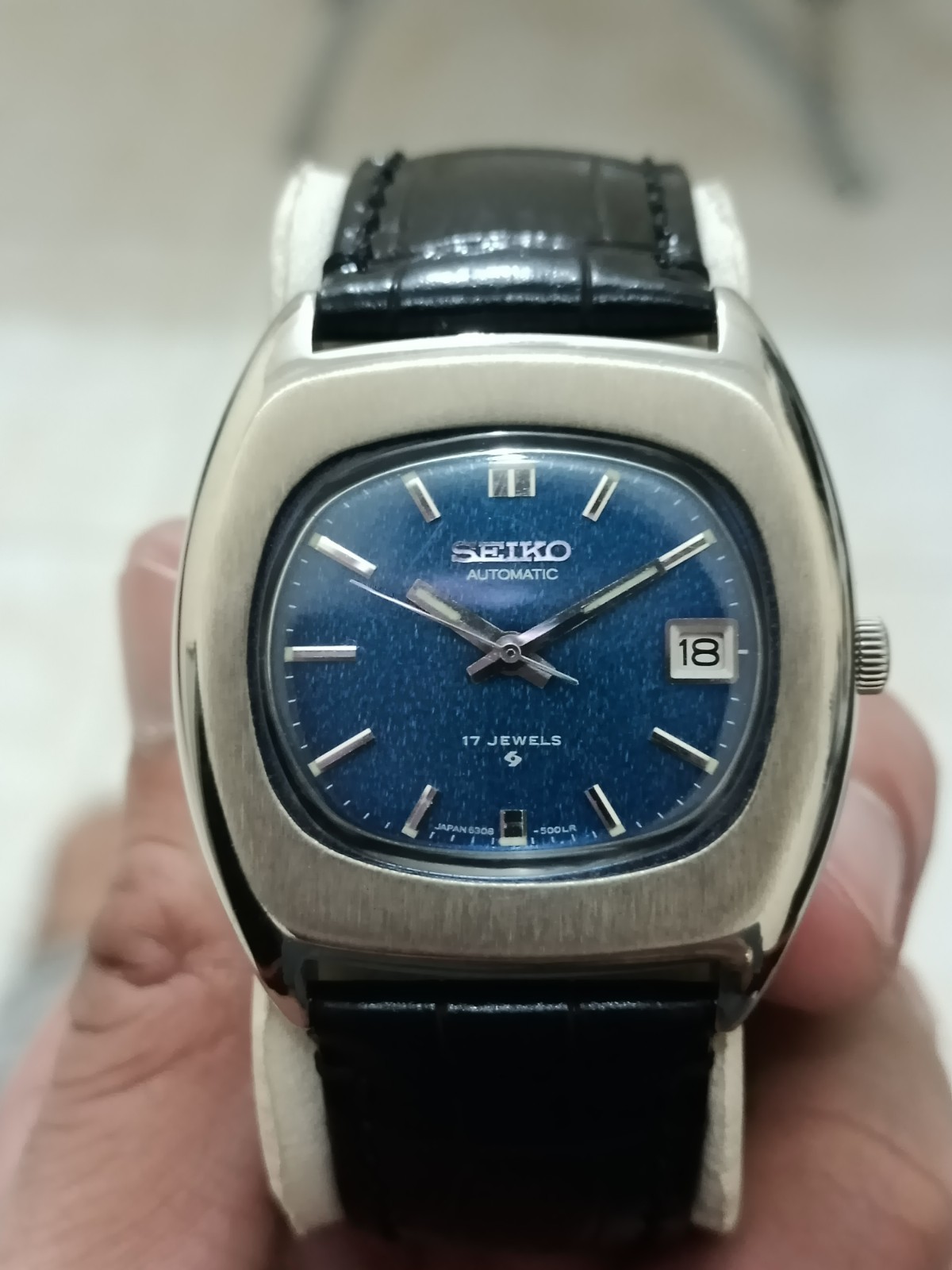 Rare Seiko Automatic Blue Textured Dial Japan Men’s Dress Watch 6308-5000